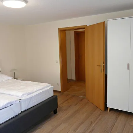 Lindenstra_e * Heringsdorf (Usedom)